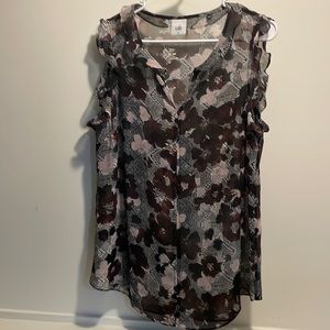Cabi, light sheer top good for all year round black grey Martin pink color